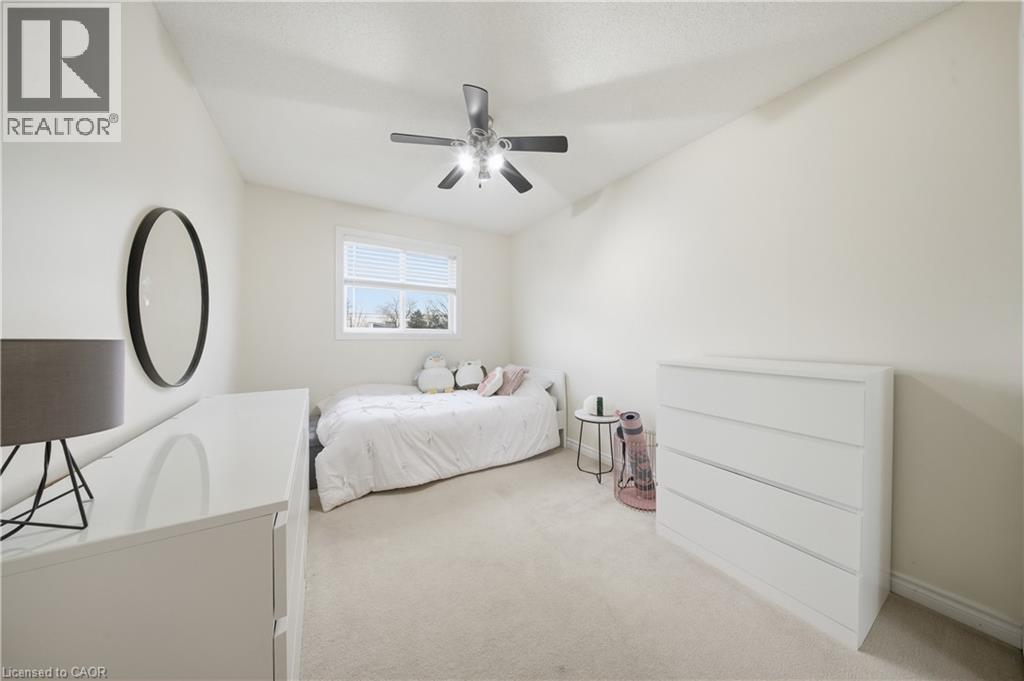 35 Thames Way Property Photo 23