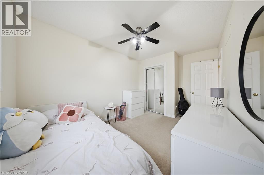 35 Thames Way Property Photo 24