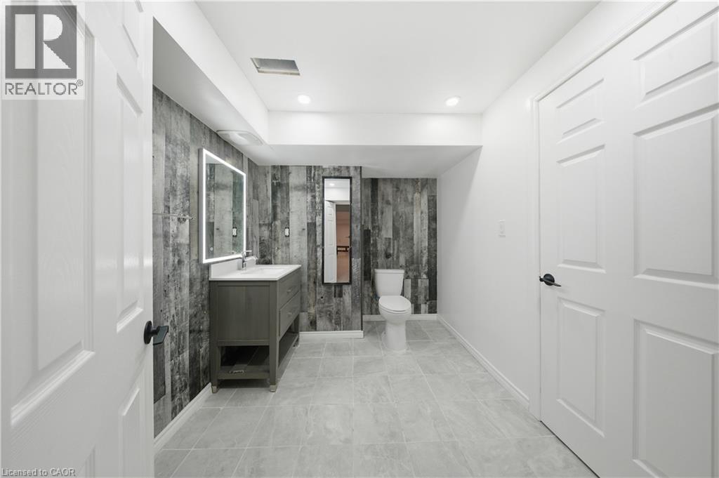 35 Thames Way Property Photo 29