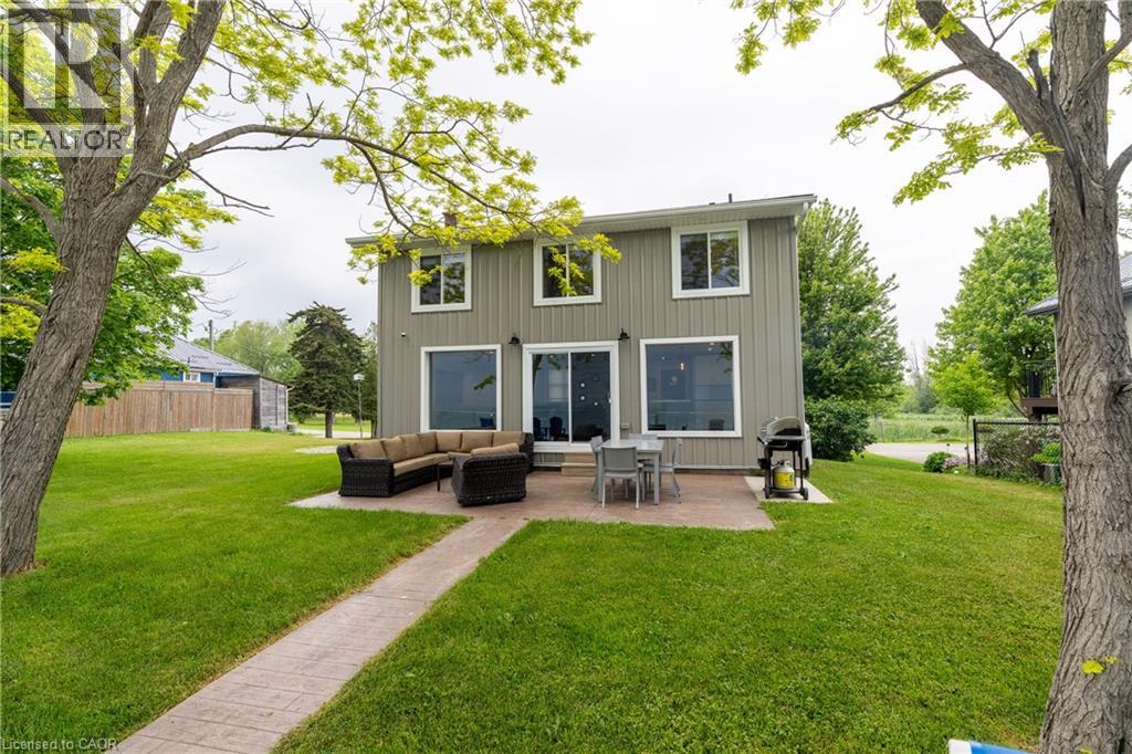2118 Lakeshore Road Property Photo 5