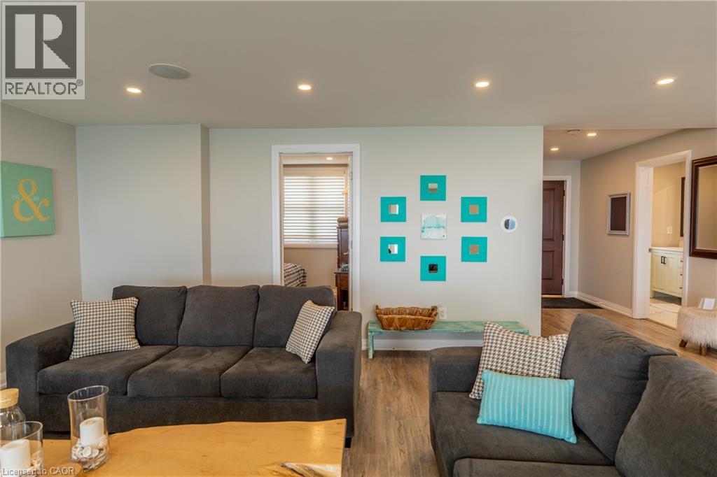 2118 Lakeshore Road Property Photo 20