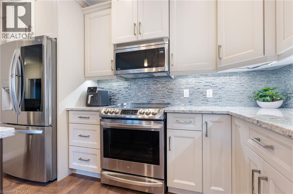 364 Dover Avenue Property Photo 12