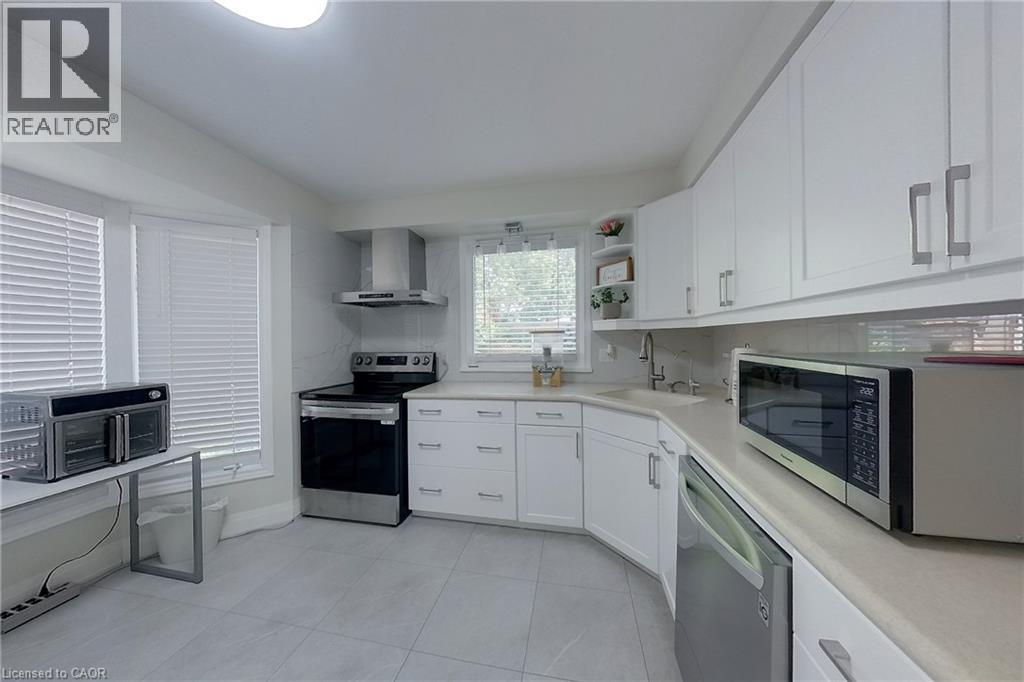 205 Janefield Avenue Property Photo 5