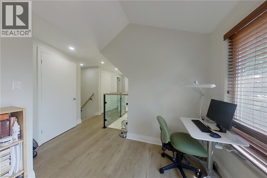 205 Janefield Avenue Property Photo 20