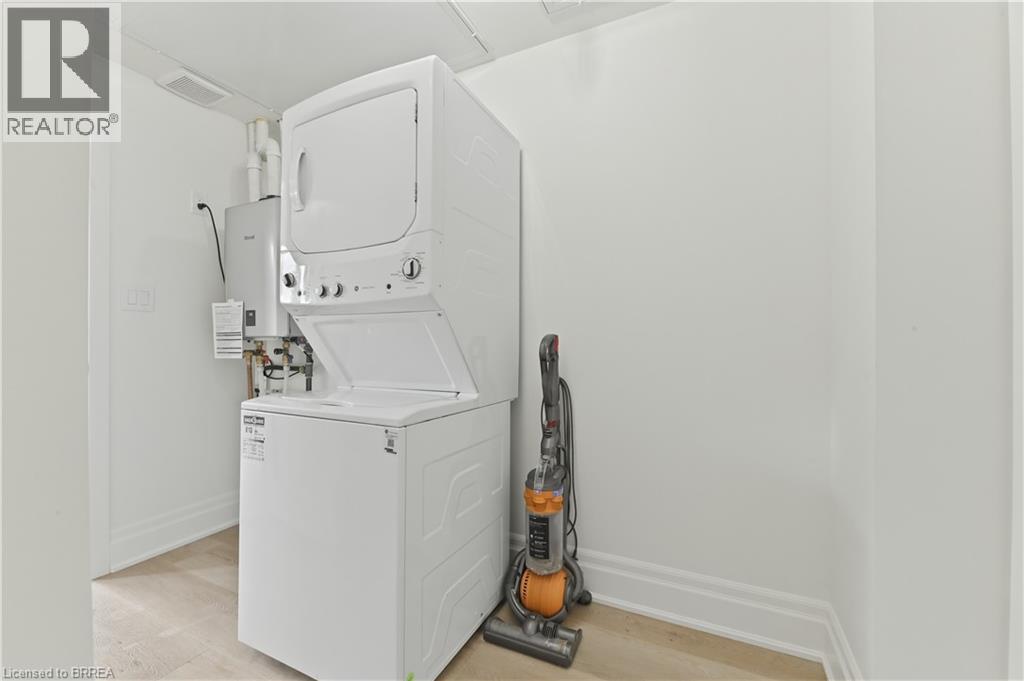 37 Edwin Street Unit# 1 Property Photo 15