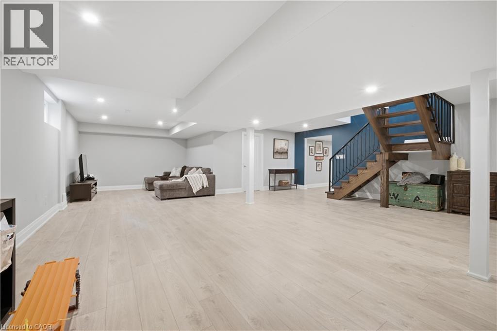 81 Flanders Drive Property Photo 34