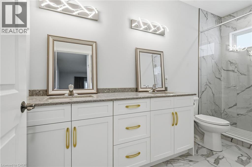 35 Butlers Drive N Property Photo 20