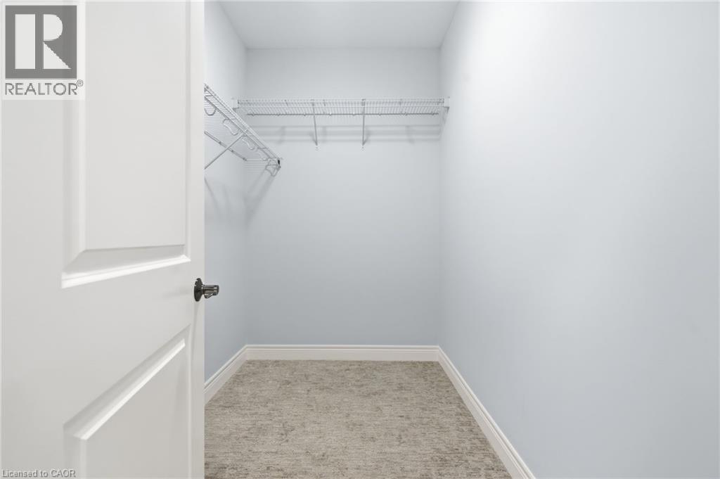 35 Butlers Drive N Property Photo 22