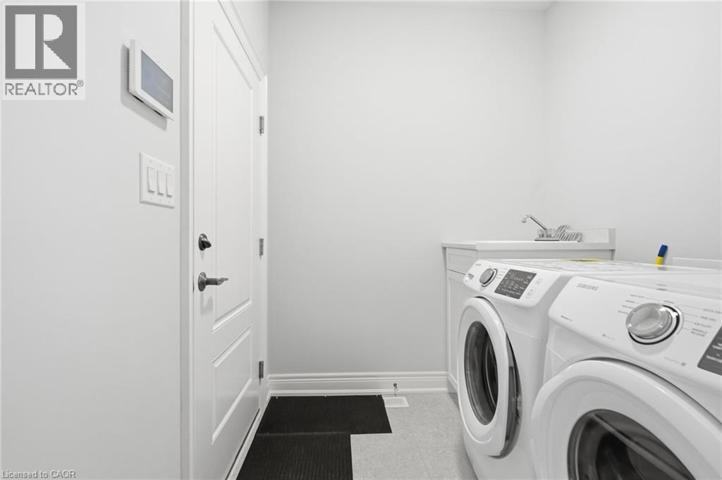 35 Butlers Drive N Property Photo 25