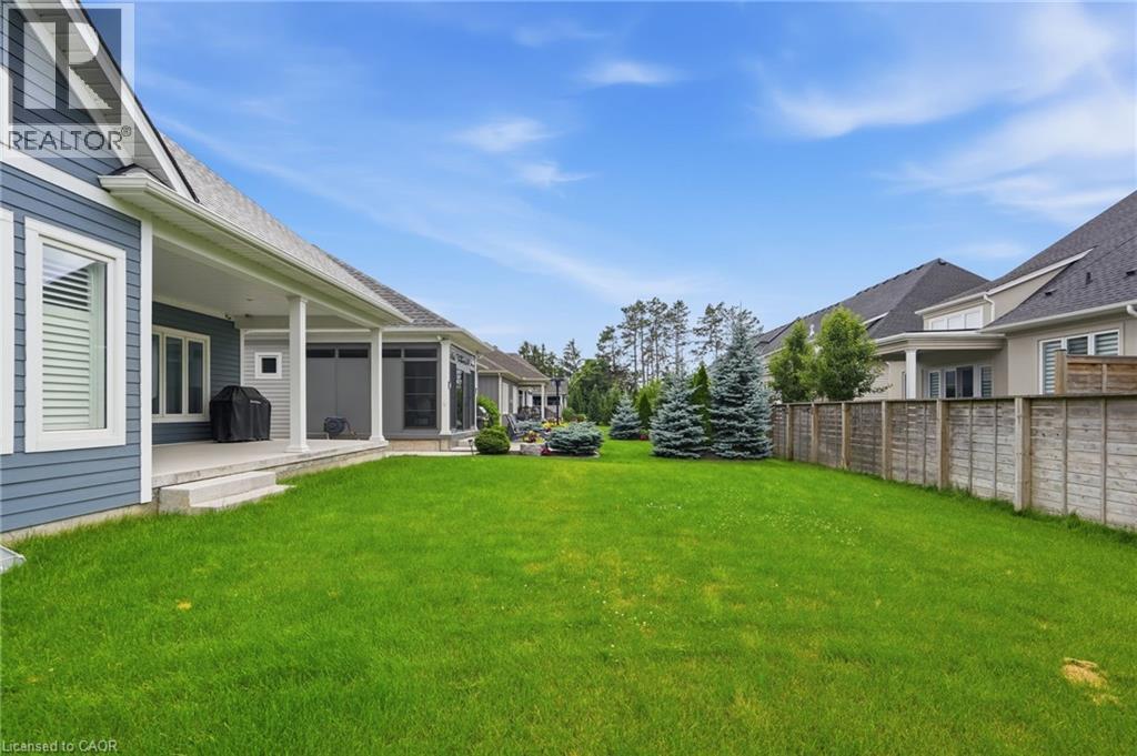 35 Butlers Drive N Property Photo 32