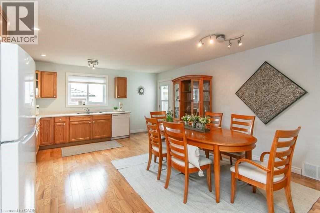 77 Lawrence Street Property Photo 12