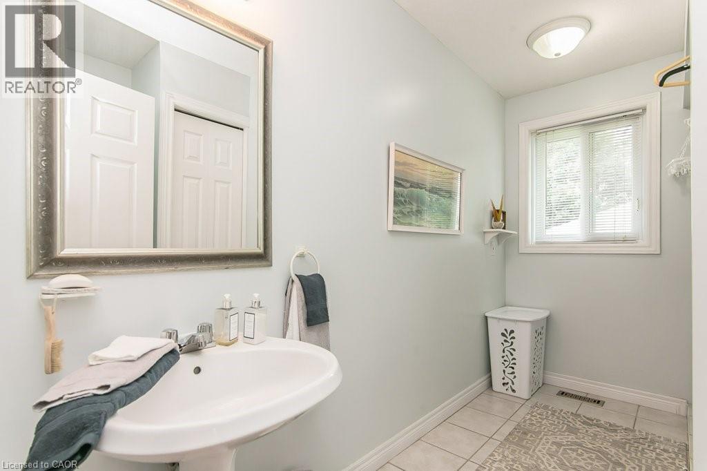 77 Lawrence Street Property Photo 19