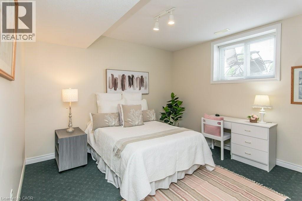 77 Lawrence Street Property Photo 35