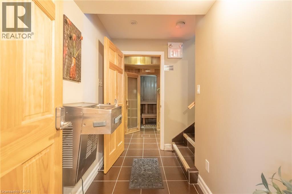 11 Belmont Avenue W Property Photo 21