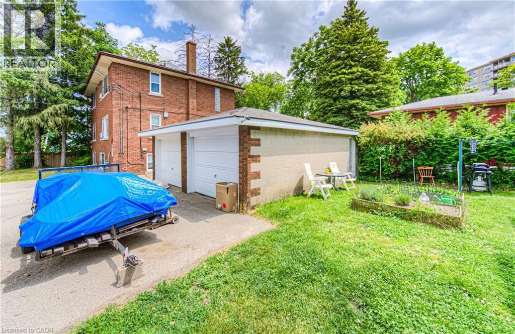 218 Margaret Avenue Property Photo 11