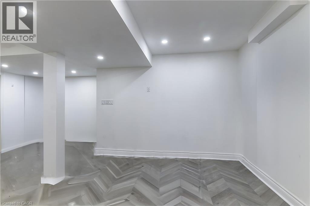 252 Thorner Drive Unit# Basement Property Photo 6