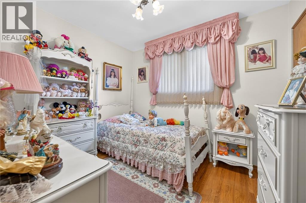 11 Fassett Avenue Property Photo 14