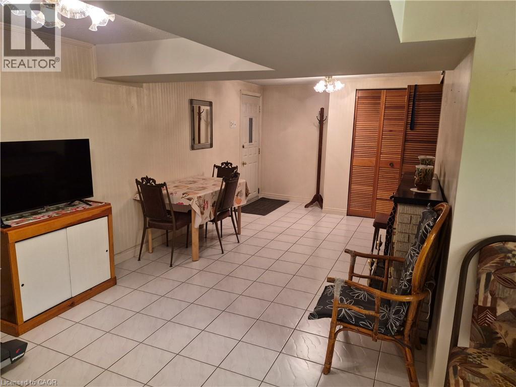 11 Fassett Avenue Property Photo 25