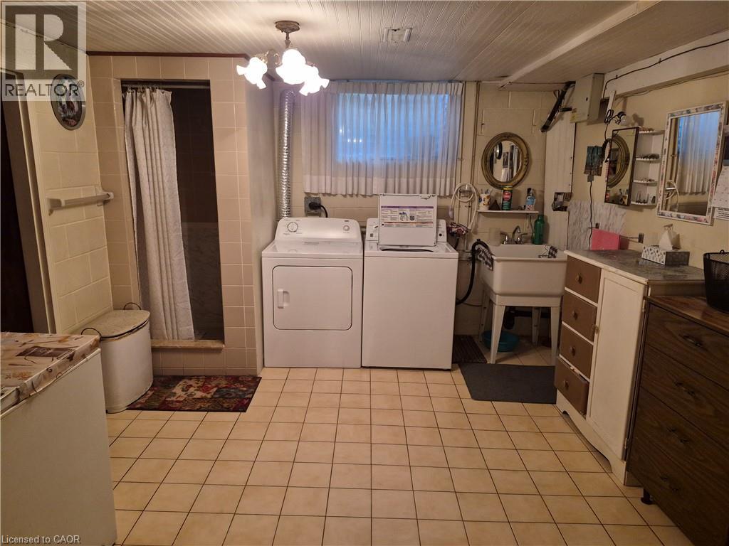 11 Fassett Avenue Property Photo 26