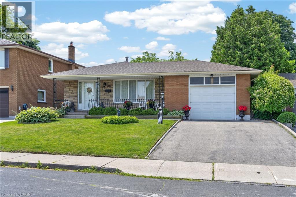 11 Fassett Avenue Property Photo 37
