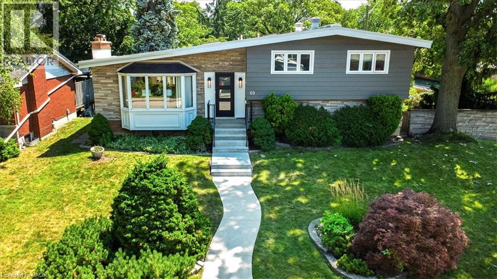 69 Pleasant Avenue Photo de la propriété 1