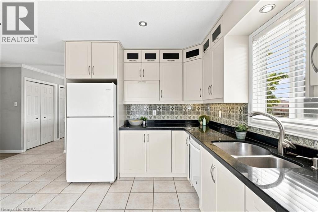 2 Dunton Lane Property Photo 18