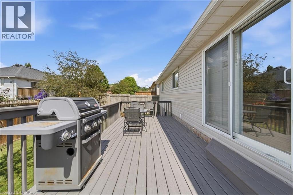 2 Dunton Lane Property Photo 40