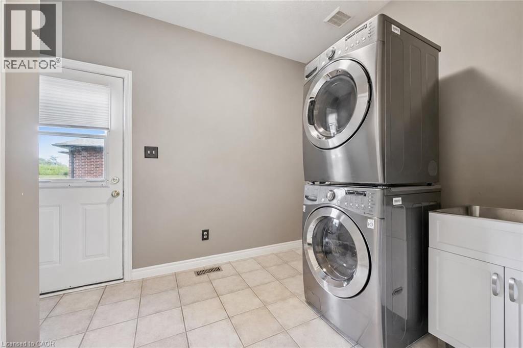 12 Telfer Glen Street Property Photo 19