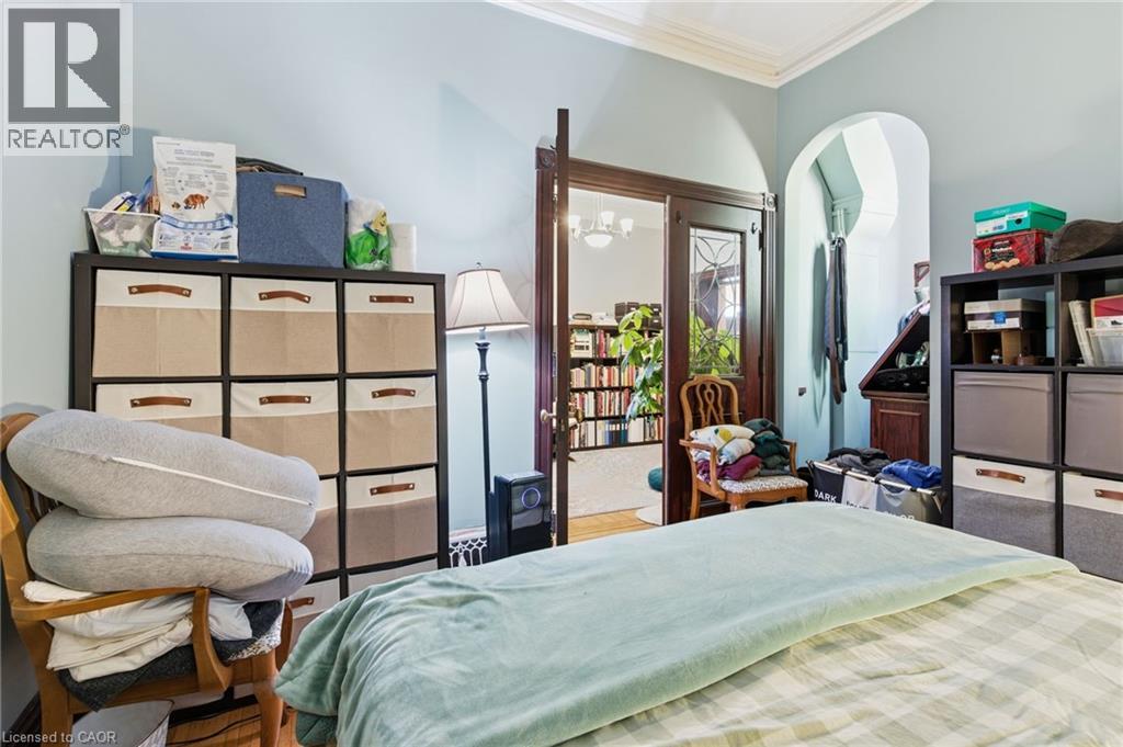 30 Ontario Avenue Property Photo 13