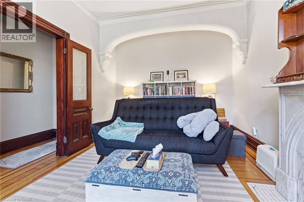 30 Ontario Avenue Property Photo 21