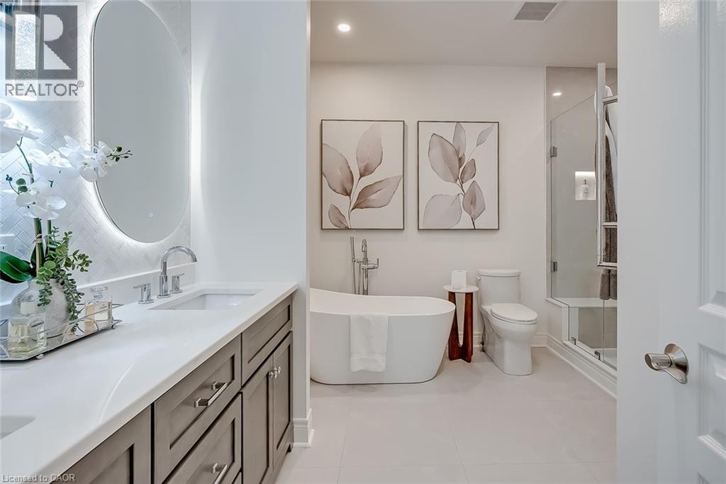 4285 Couples Crescent Property Photo 13