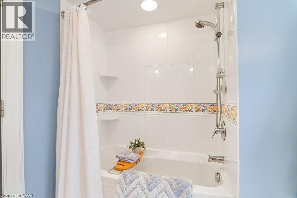 261 Union Boulevard Property Photo 30