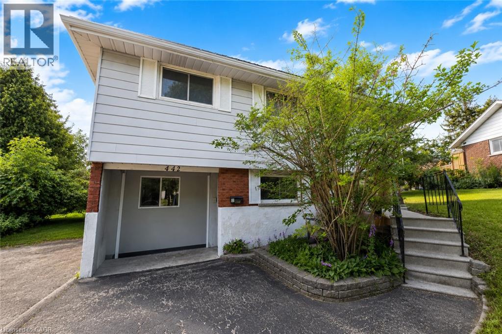 442 Blythwood Place Unit# B Property Photo 2