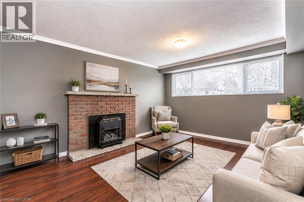 442 Blythwood Place Unit# B Property Photo 3