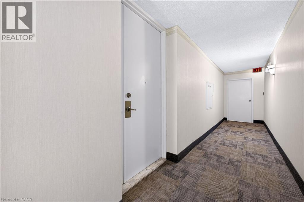 222 Jackson Street W Unit# 1405 Property Photo 4