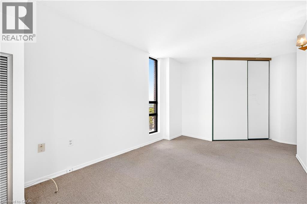 222 Jackson Street W Unit# 1405 Property Photo 25