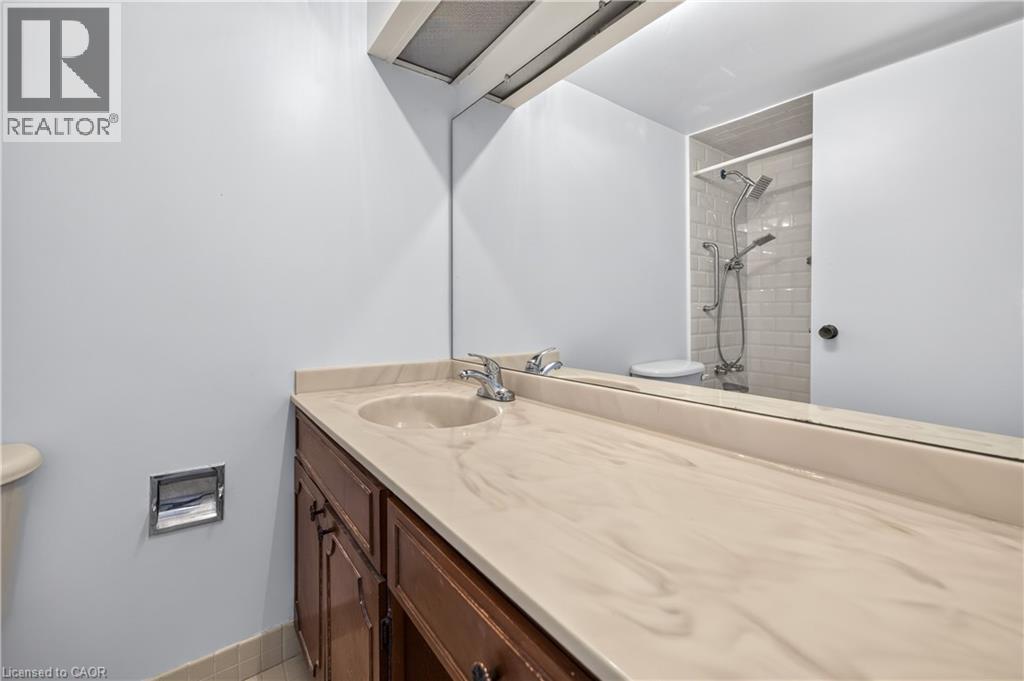 222 Jackson Street W Unit# 1405 Property Photo 27