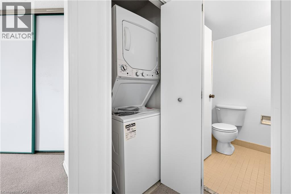 222 Jackson Street W Unit# 1405 Property Photo 32