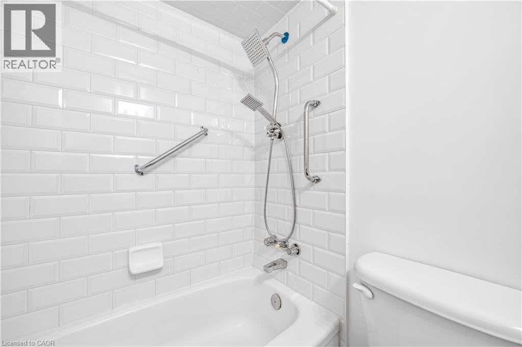 222 Jackson Street W Unit# 1405 Property Photo 33
