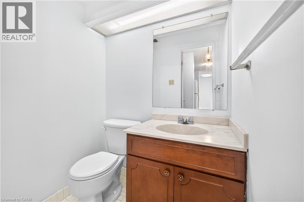222 Jackson Street W Unit# 1405 Property Photo 35
