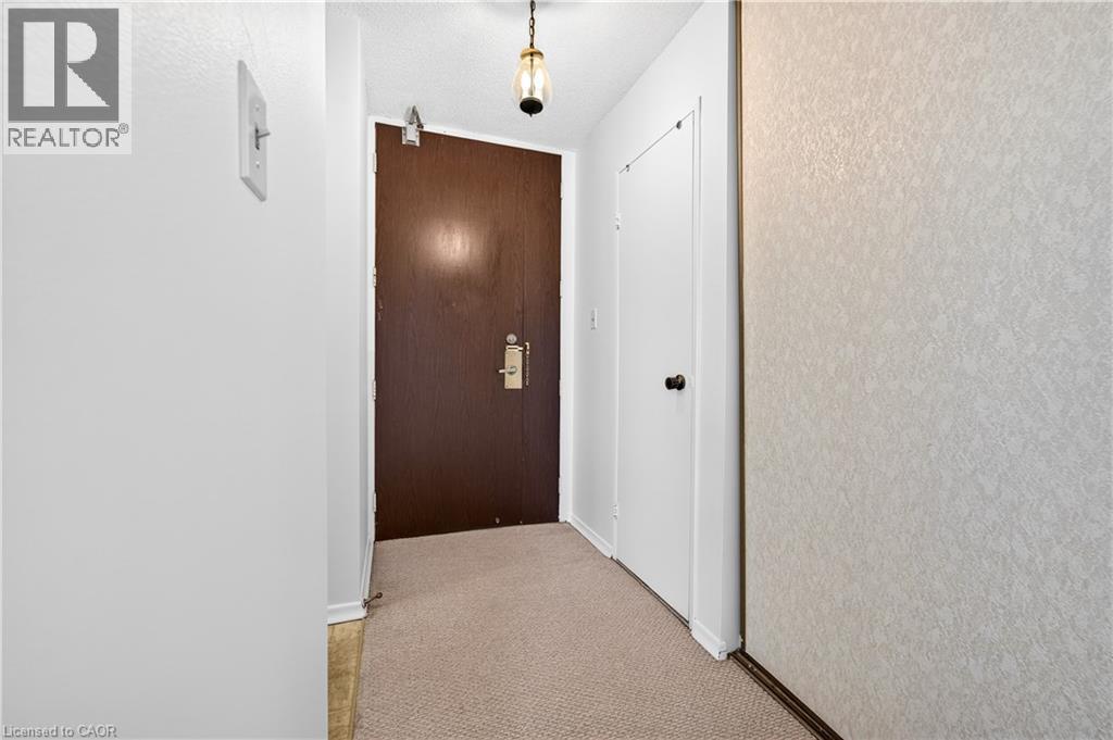 222 Jackson Street W Unit# 1405 Property Photo 37