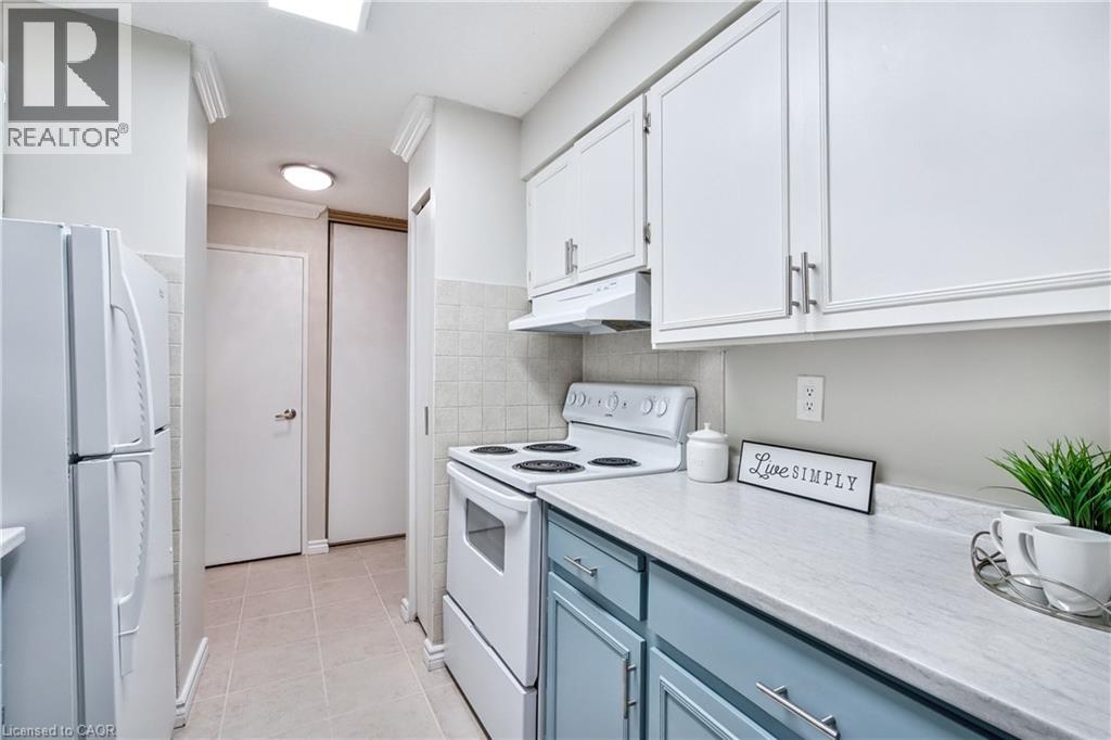 222 Jackson Street W Unit# 305 Property Photo 9