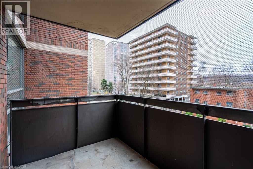 222 Jackson Street W Unit# 305 Property Photo 21