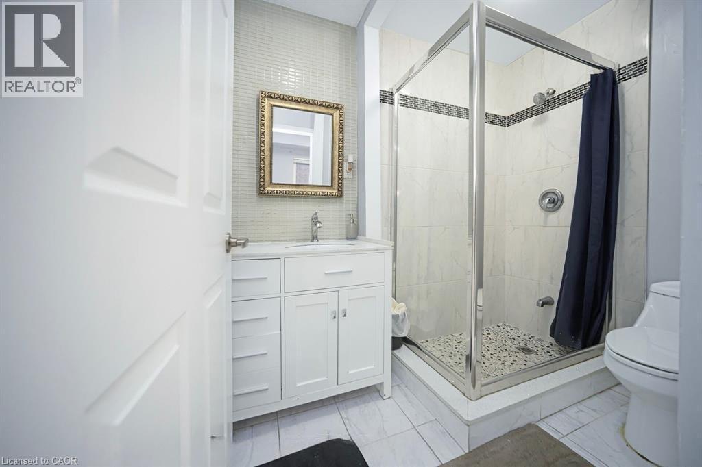 692 Huntington Ridge Drive Property Photo 21