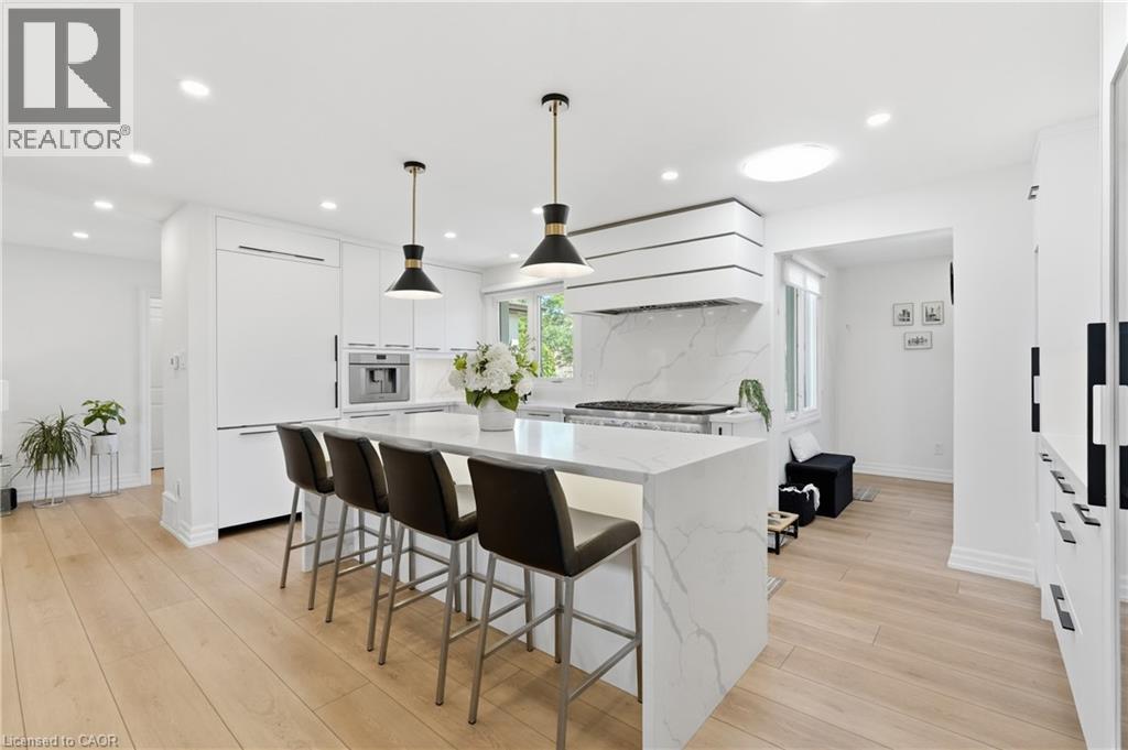 12 Cheval Drive Property Photo 9