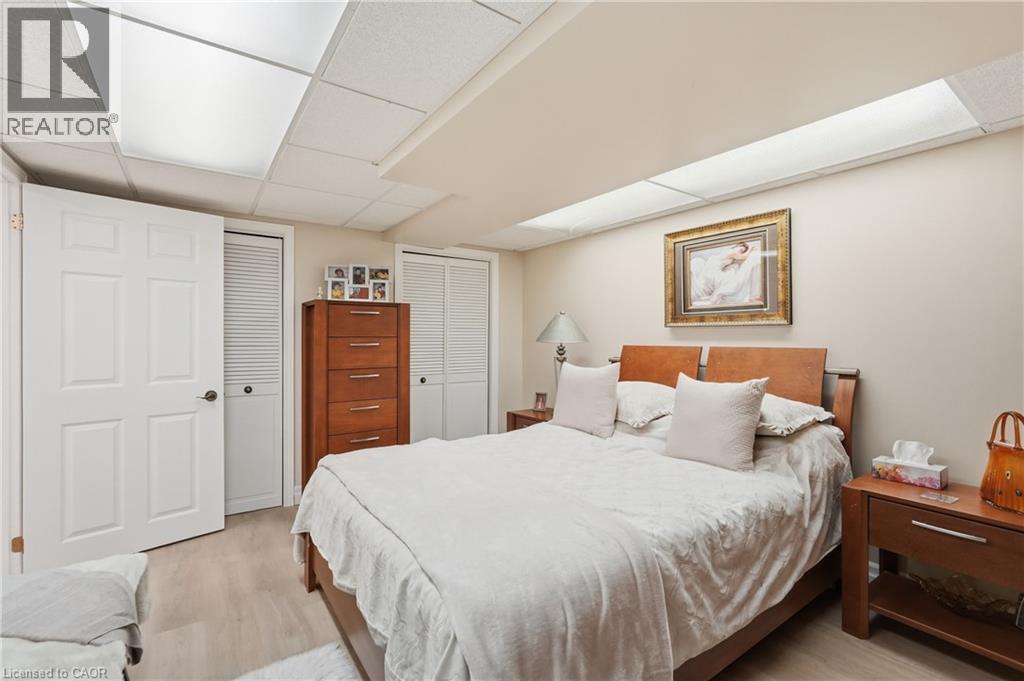 12 Cheval Drive Property Photo 35