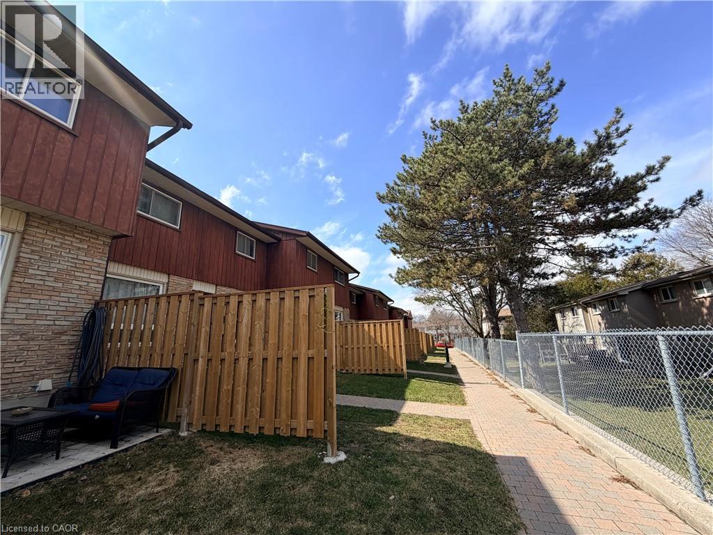 249 Cedarbrae Avenue Unit# 1 Property Photo 5