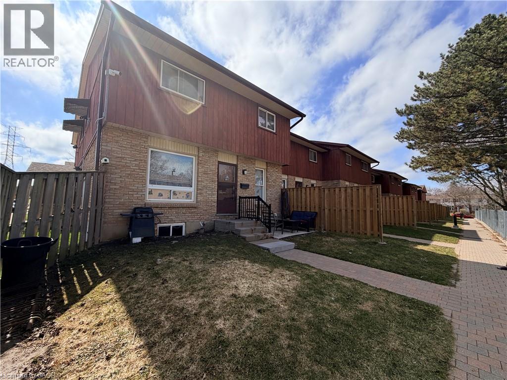 249 Cedarbrae Avenue Unit# 1 Property Photo 6