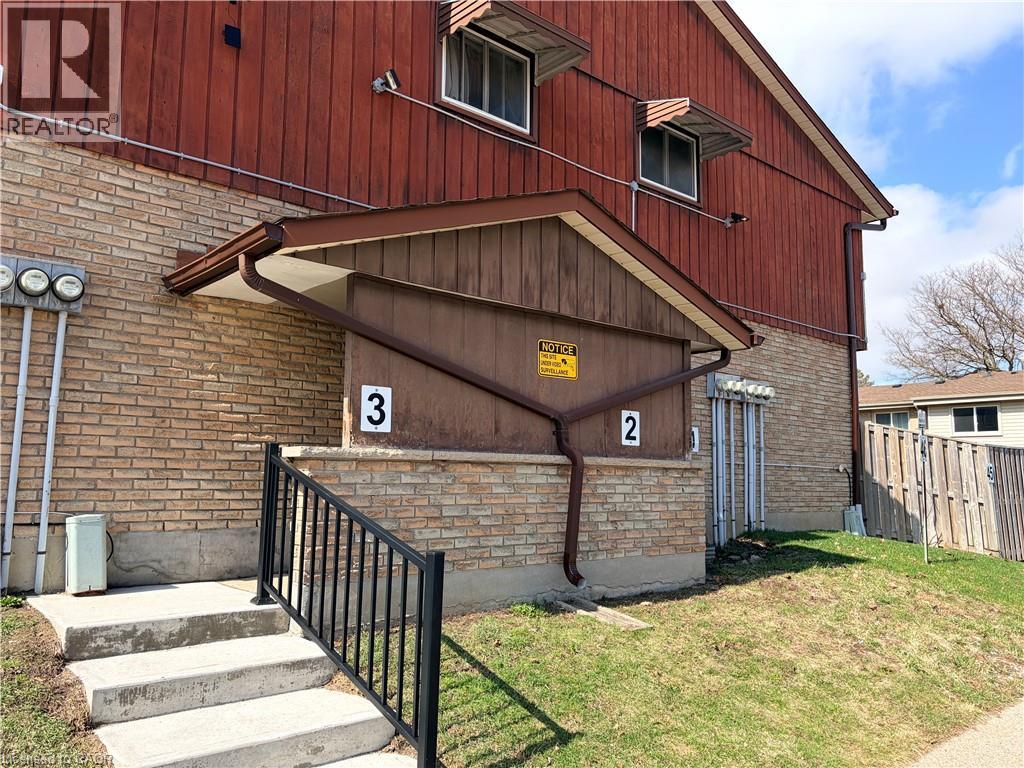 249 Cedarbrae Avenue Unit# 1 Property Photo 8