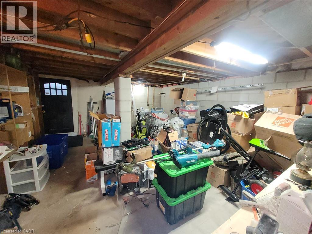 879 West 5th Street Property Photo 29